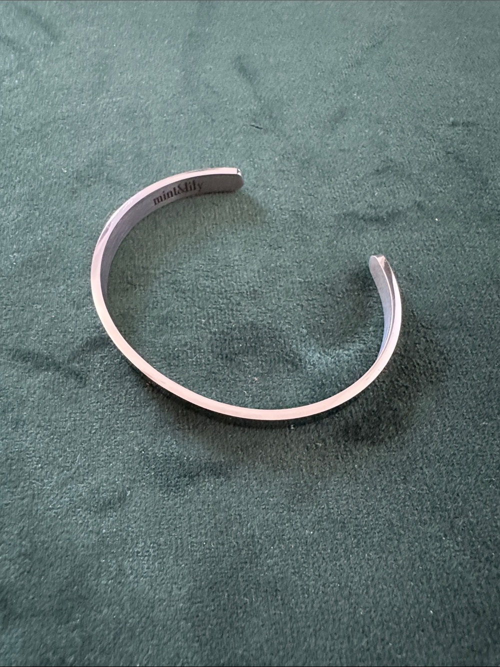 Minimalist Silver Open Cuff soul sister Bracelet - Picture 6 of 6